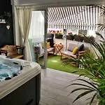 3 Sisters Apartment *